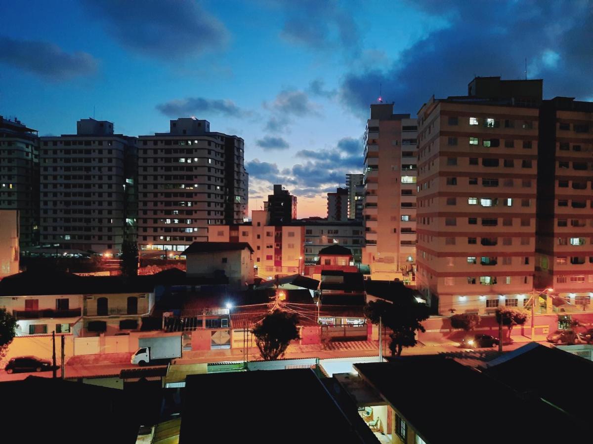 Aconchegante E Bem Localizado. * Praia Grande (Santos)